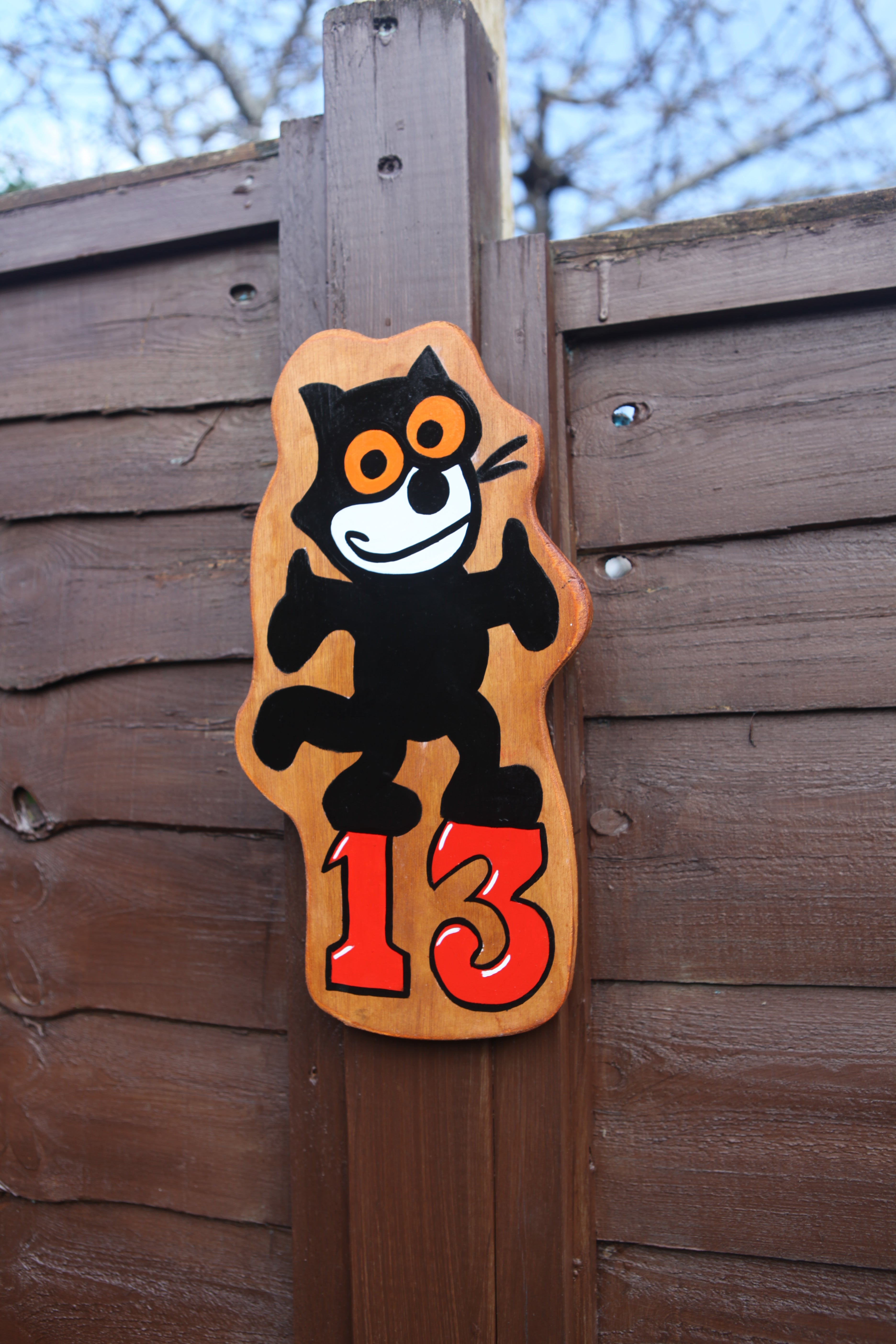Scardey Cat Wall Hanging